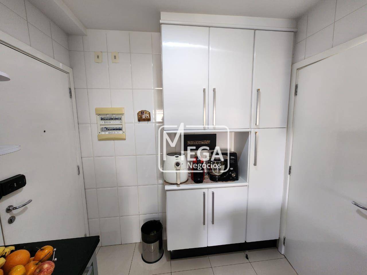 Apartamento à venda com 2 quartos, 133m² - Foto 18