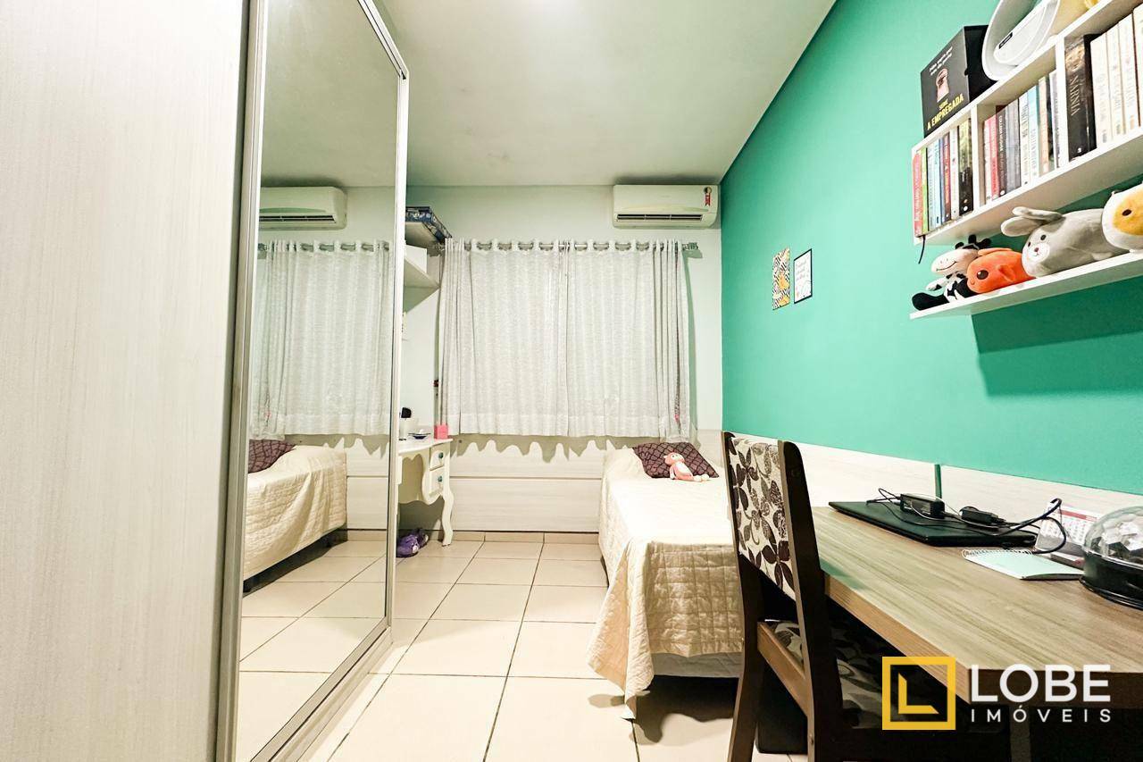 Casa à venda com 4 quartos, 198m² - Foto 23