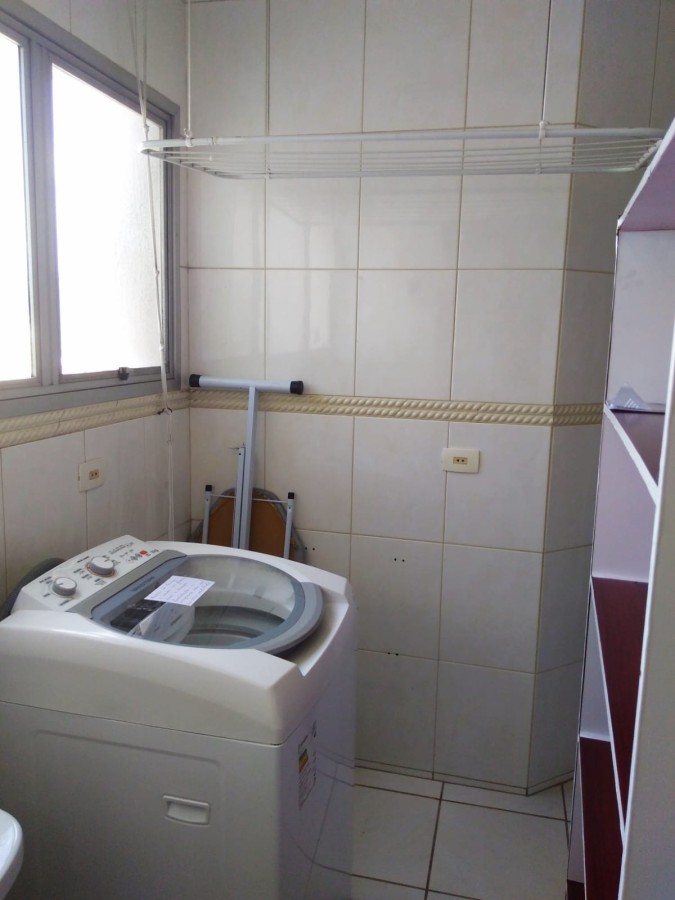 Apartamento para alugar com 2 quartos, 75m² - Foto 10