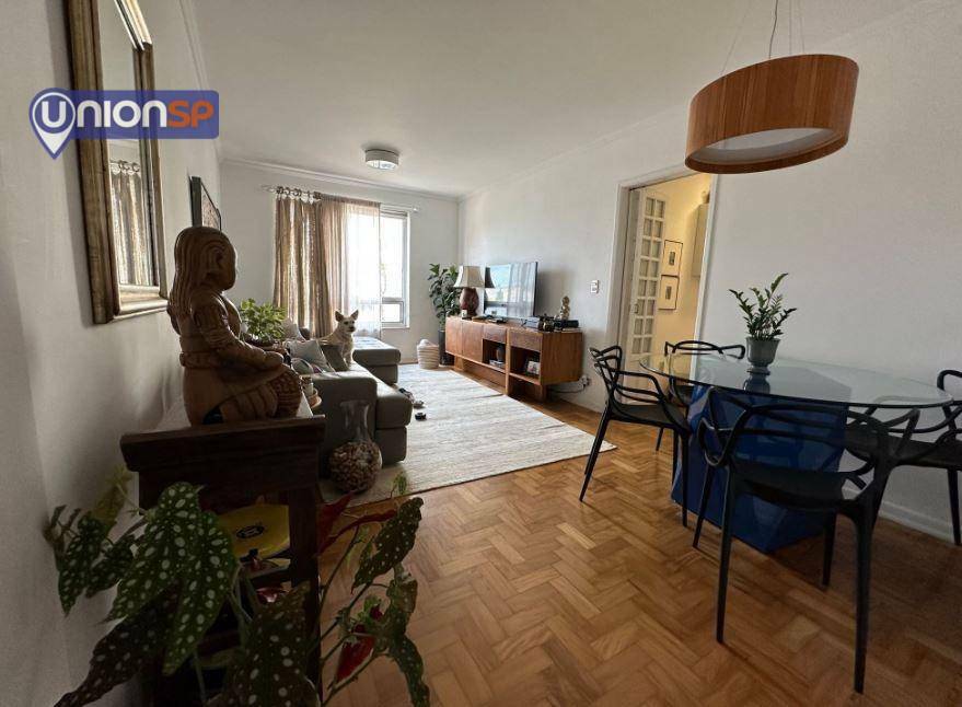 Apartamento à venda com 2 quartos, 82m² - Foto 2