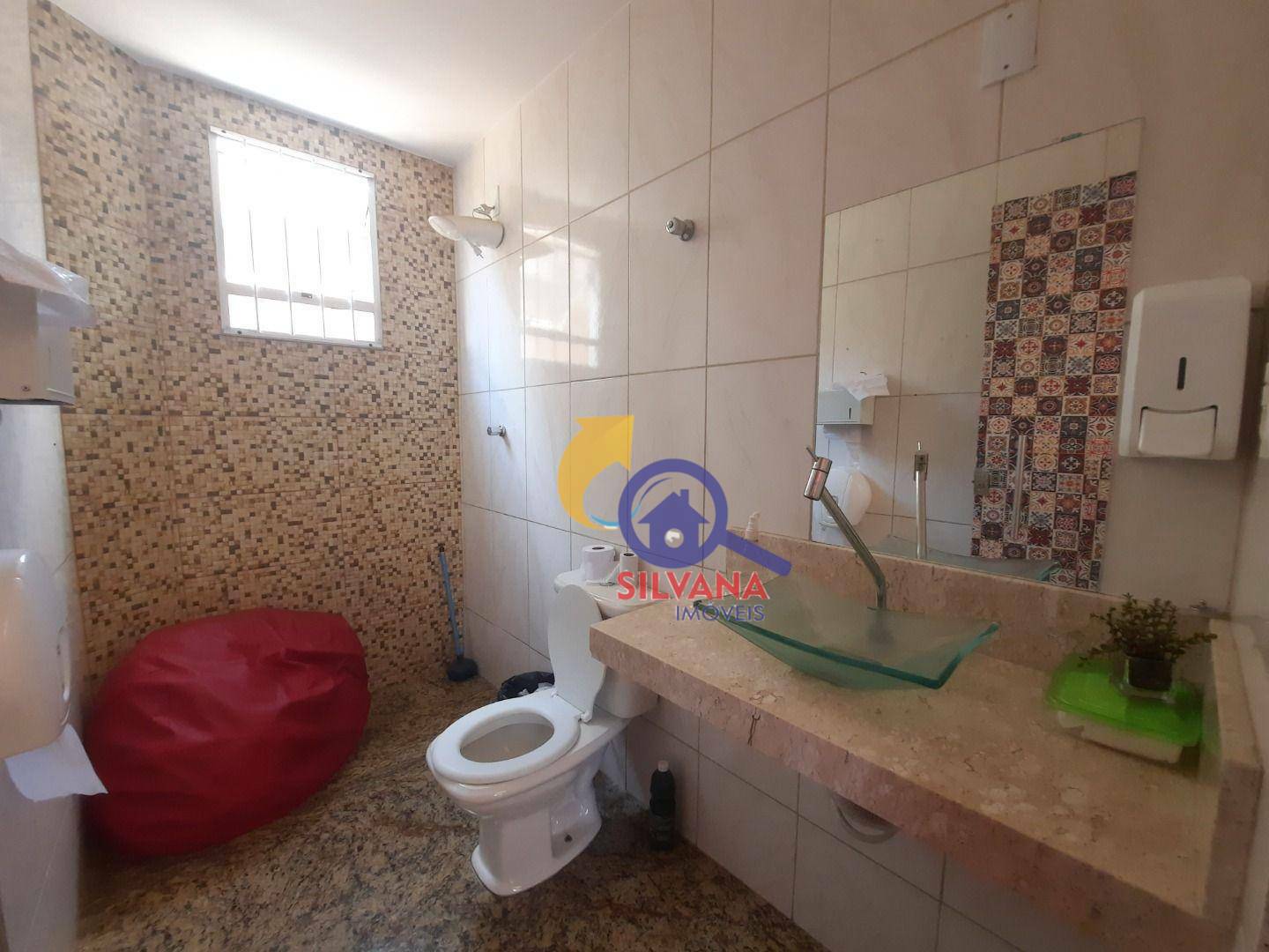 Casa de Condomínio à venda com 3 quartos, 360m² - Foto 10