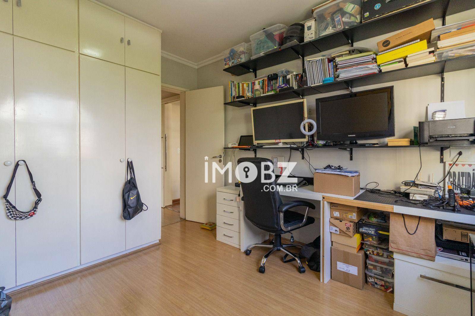 Apartamento à venda com 3 quartos, 143m² - Foto 9