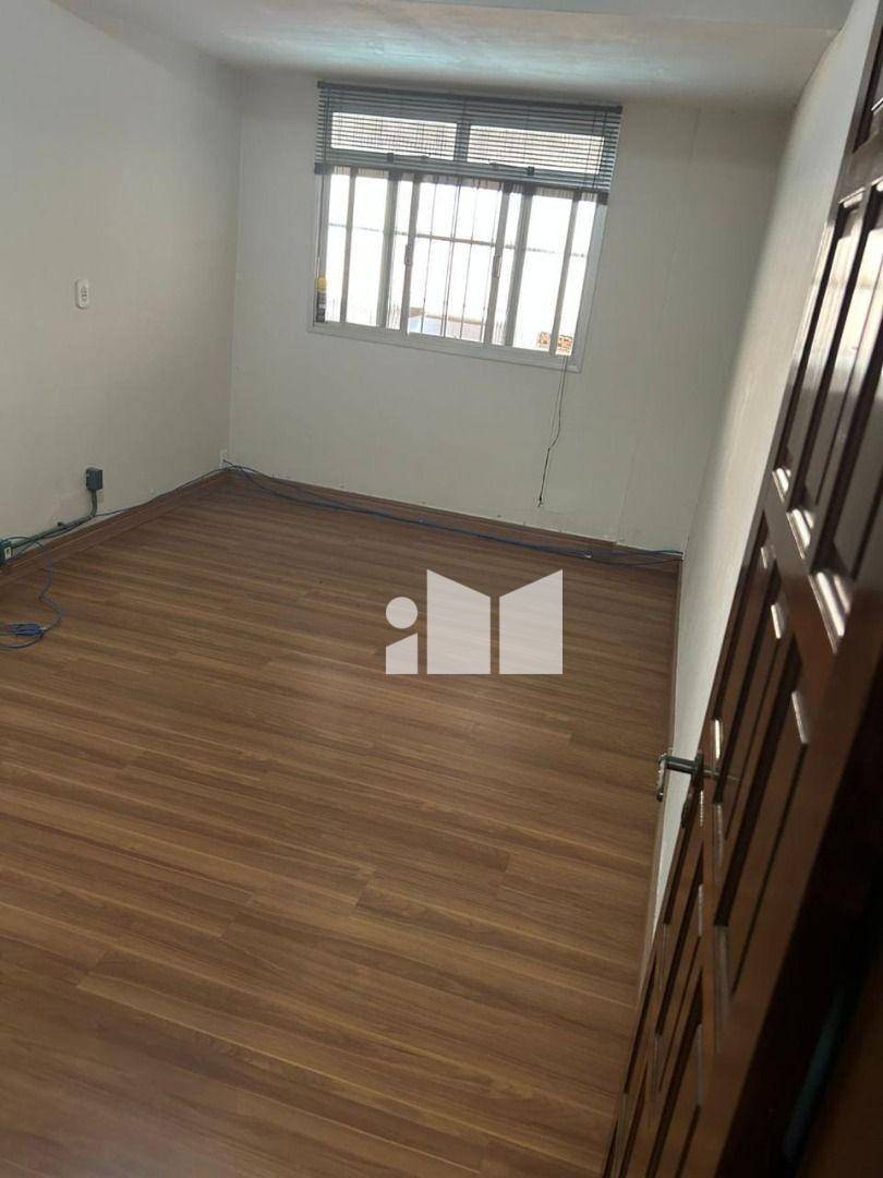 Casa de Condomínio à venda com 4 quartos, 214m² - Foto 16