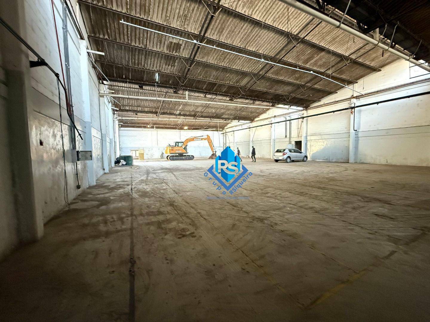 Depósito-Galpão-Armazém para alugar, 1700m² - Foto 2