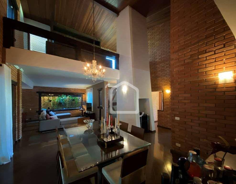 Casa de Condomínio à venda com 3 quartos, 553m² - Foto 17