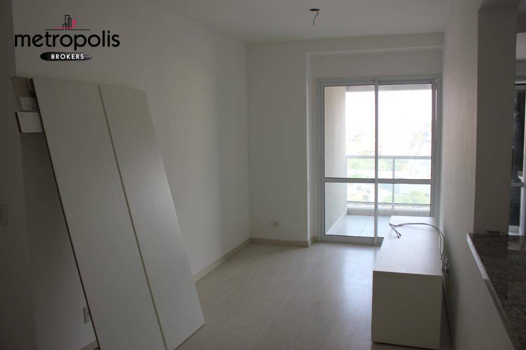 Apartamento para alugar com 2 quartos, 75m² - Foto 2