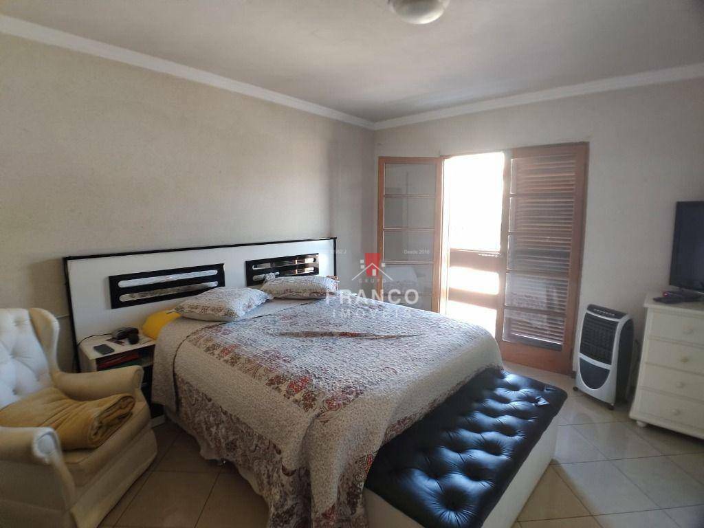 Casa à venda com 5 quartos, 332m² - Foto 19