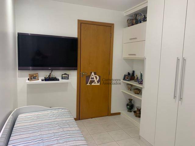 Apartamento à venda com 3 quartos, 91m² - Foto 8