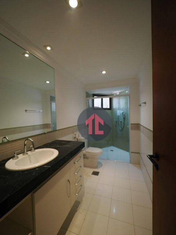 Apartamento à venda com 4 quartos, 246m² - Foto 31