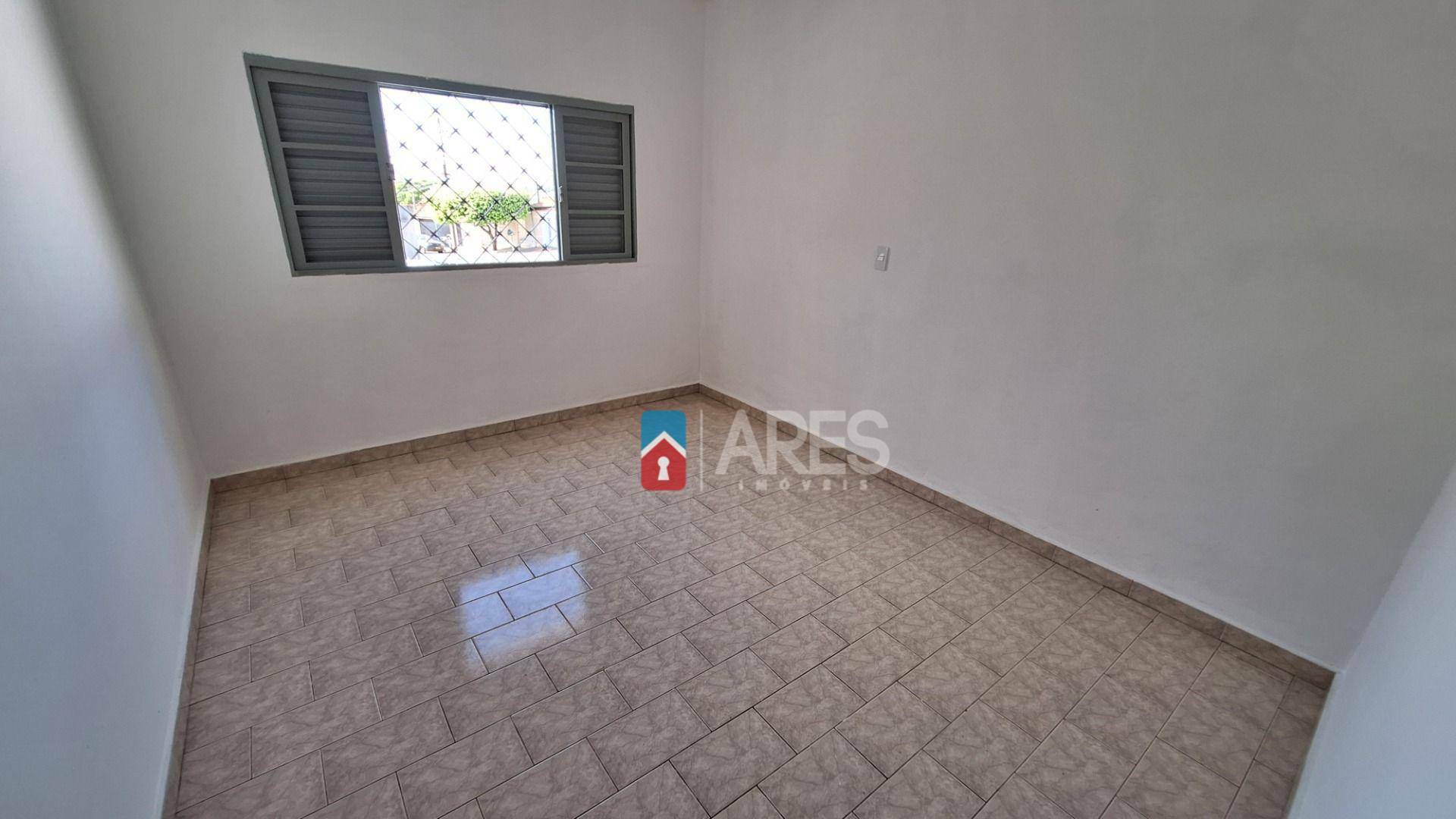 Casa à venda com 2 quartos, 93m² - Foto 3