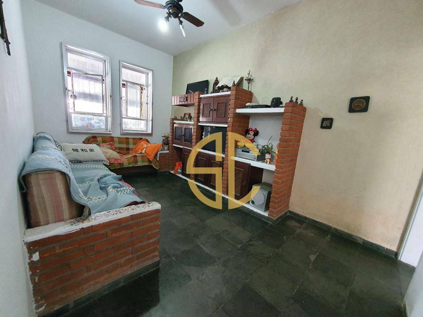 Casa à venda com 2 quartos, 90m² - Foto 6