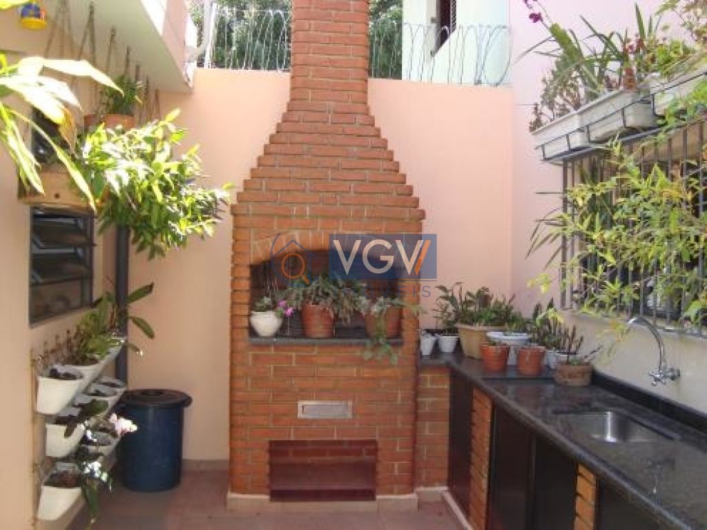 Casa à venda com 3 quartos, 200m² - Foto 3