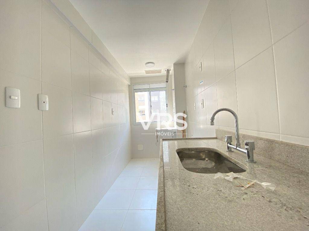 Apartamento à venda com 2 quartos, 60m² - Foto 6