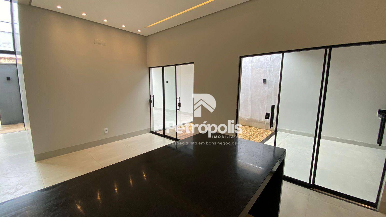 Casa à venda com 3 quartos, 104m² - Foto 5