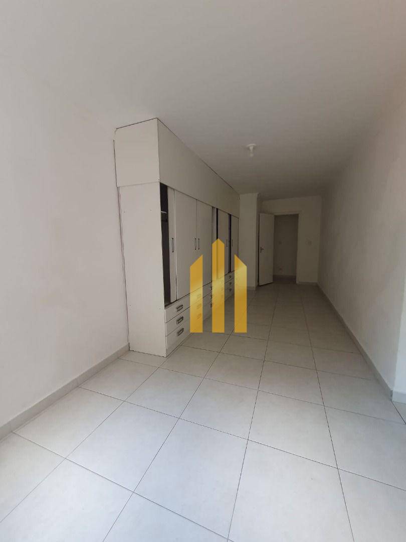 Sobrado à venda com 4 quartos, 400m² - Foto 17