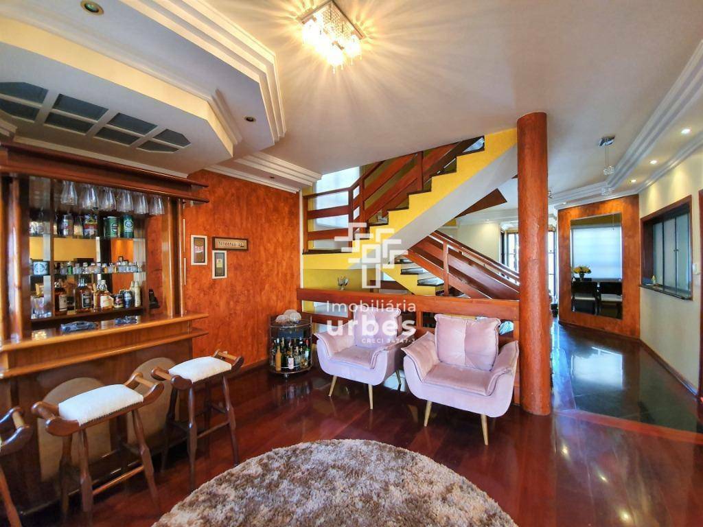 Casa, 3 quartos, 342 m² - Foto 4