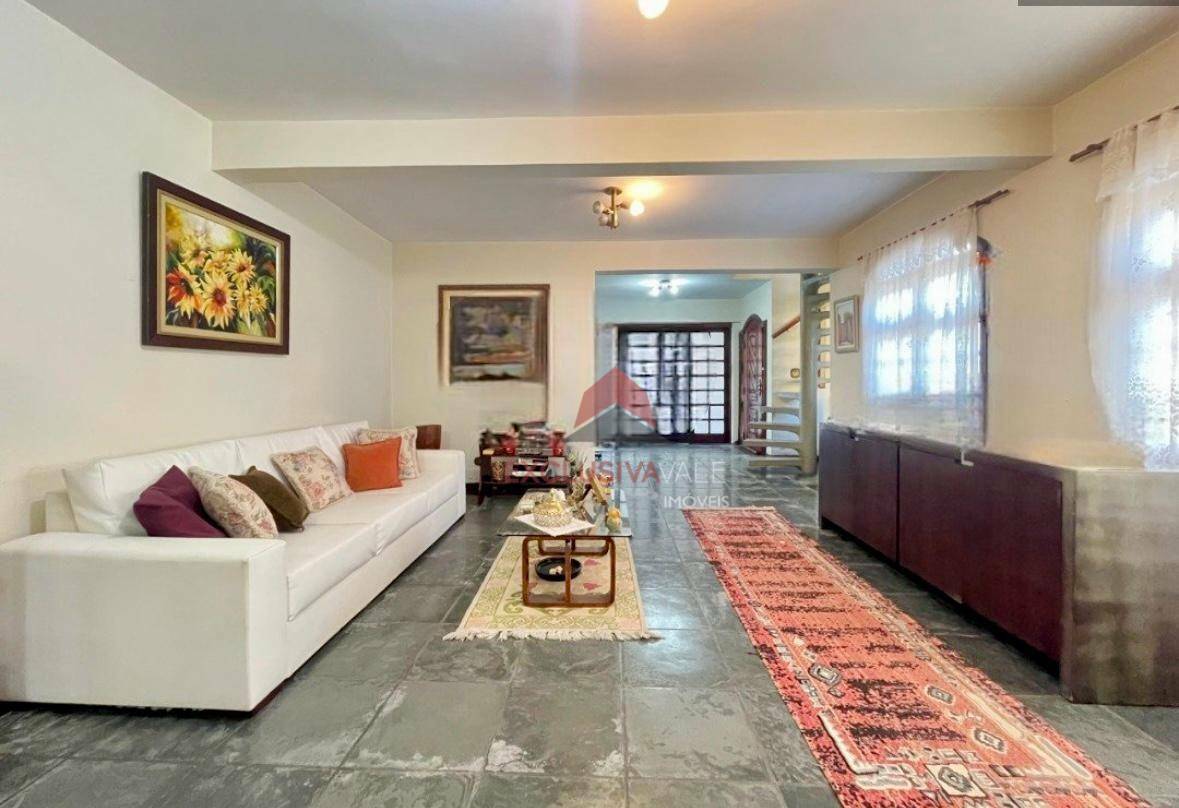 Casa à venda com 5 quartos, 320m² - Foto 3