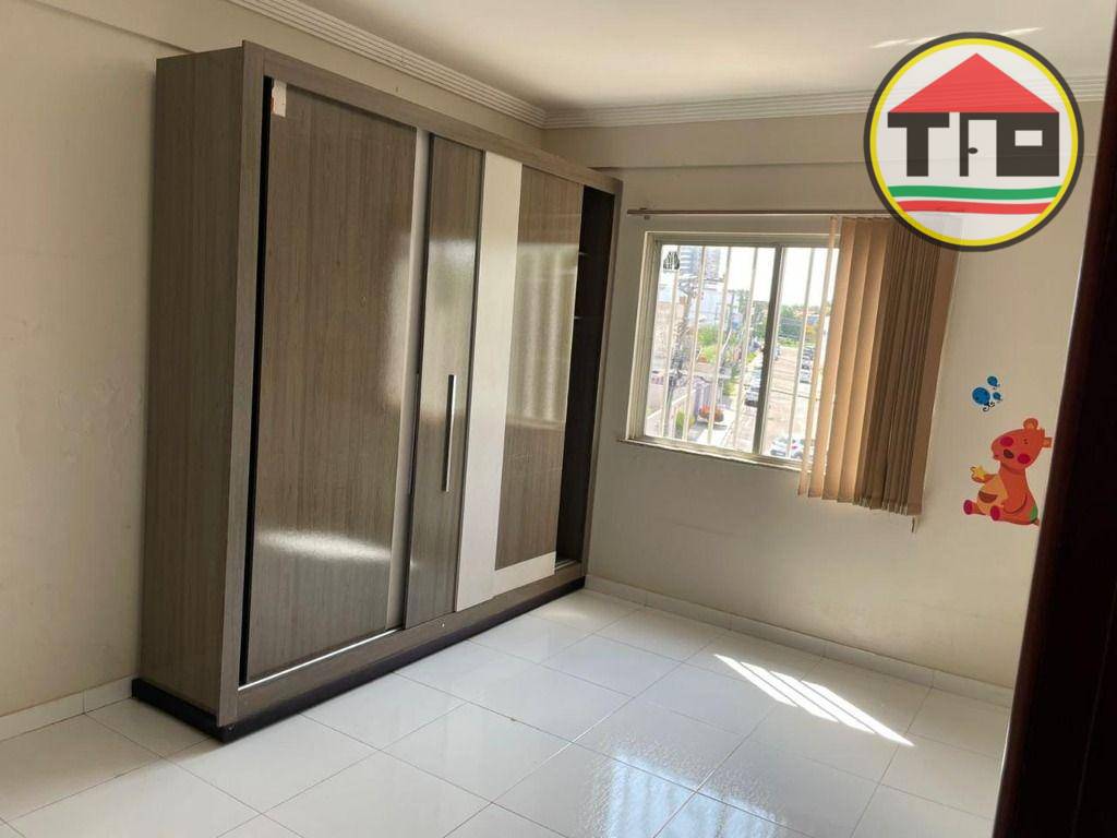 Apartamento à venda com 3 quartos, 130m² - Foto 1