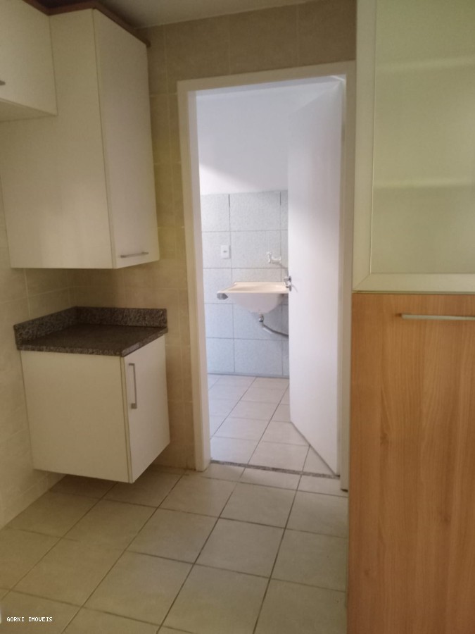 Casa de Condomínio à venda com 4 quartos, 185m² - Foto 24