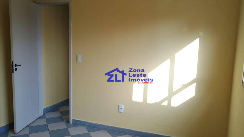 Apartamento para alugar com 2 quartos, 55m² - Foto 11