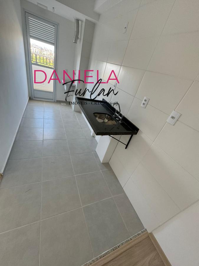 Apartamento à venda com 2 quartos, 60m² - Foto 3