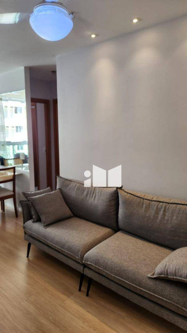 Apartamento à venda com 2 quartos, 68m² - Foto 10