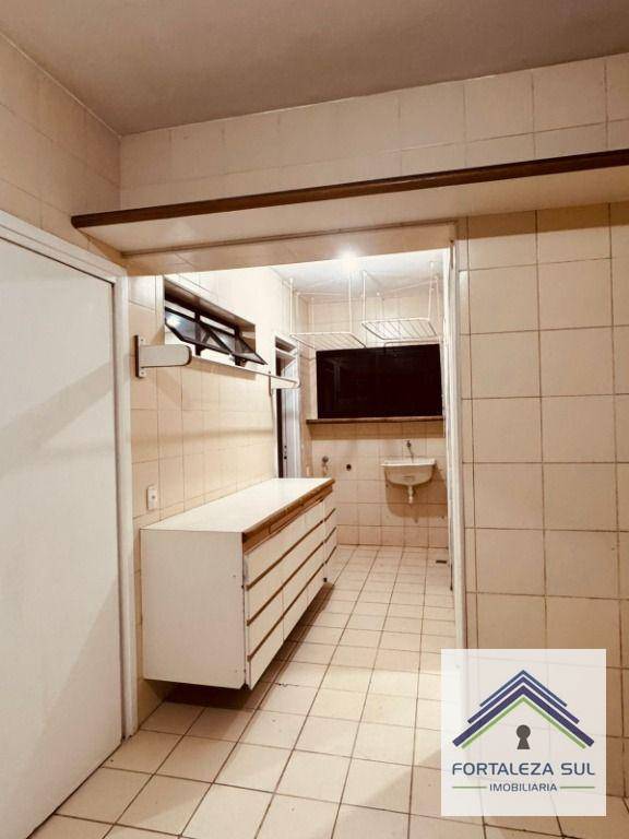 Apartamento para alugar com 3 quartos, 120m² - Foto 10