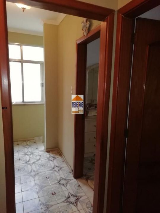 Casa à venda com 4 quartos, 240m² - Foto 19