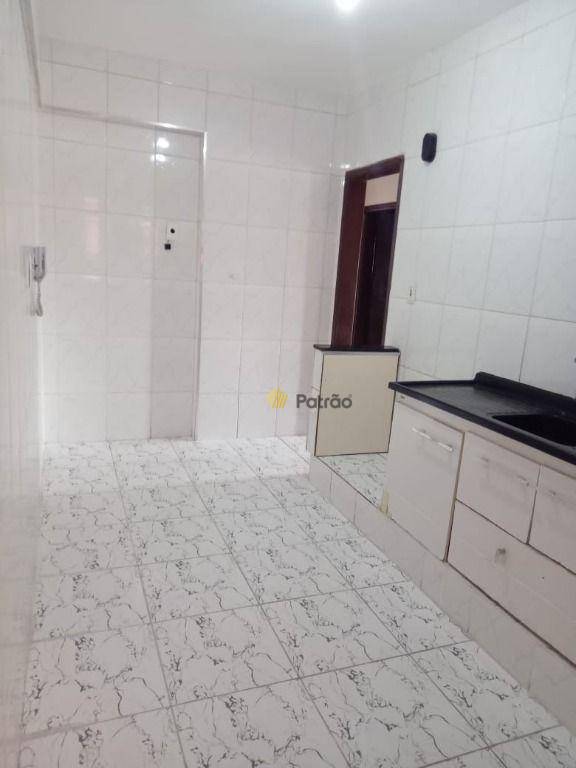 Apartamento à venda com 3 quartos, 97m² - Foto 8