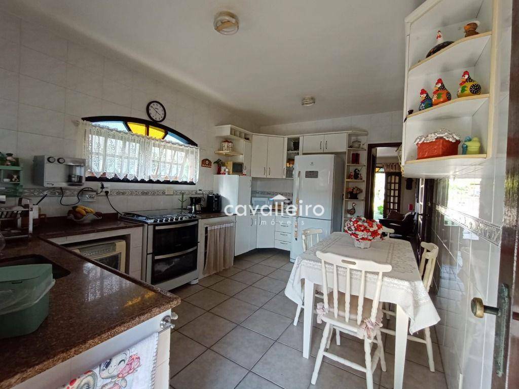 Casa à venda com 4 quartos, 275m² - Foto 30