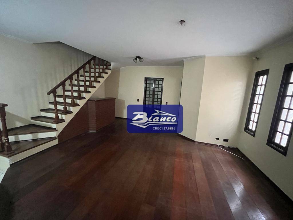 Sobrado à venda com 3 quartos, 232m² - Foto 47