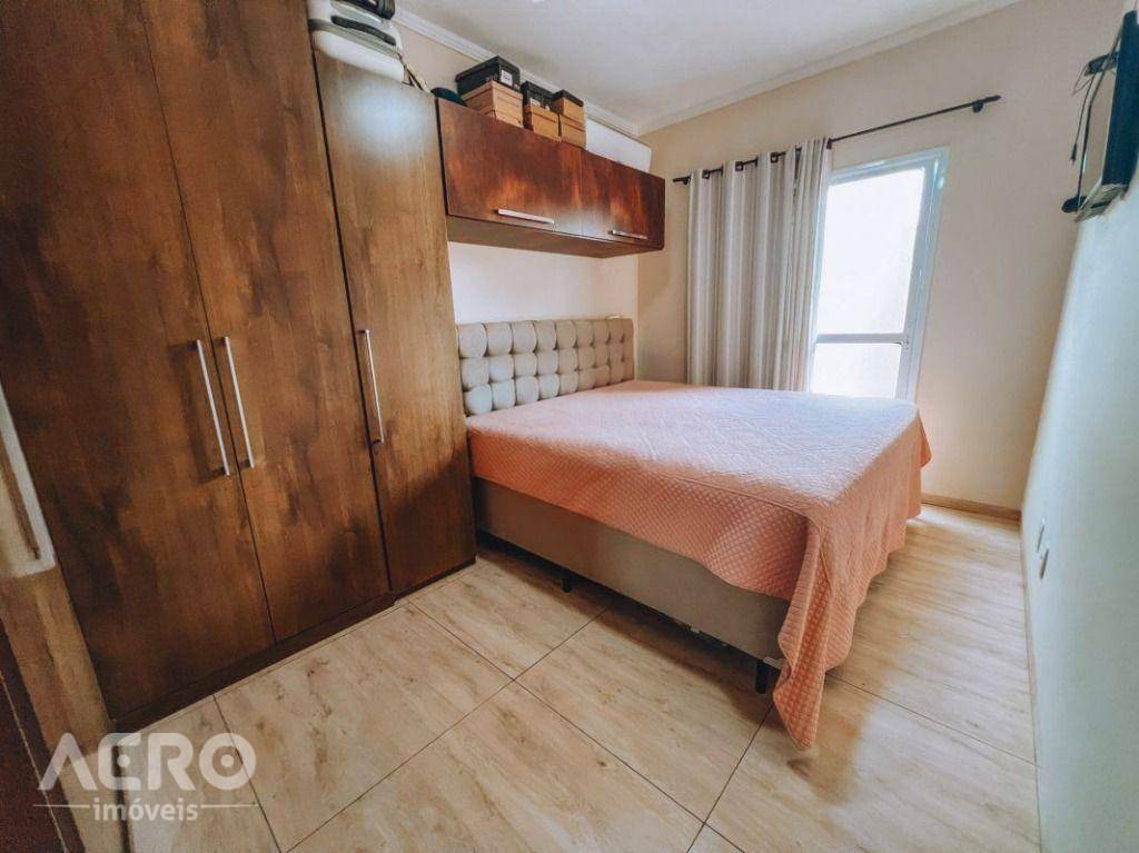 Casa à venda com 2 quartos, 118m² - Foto 6