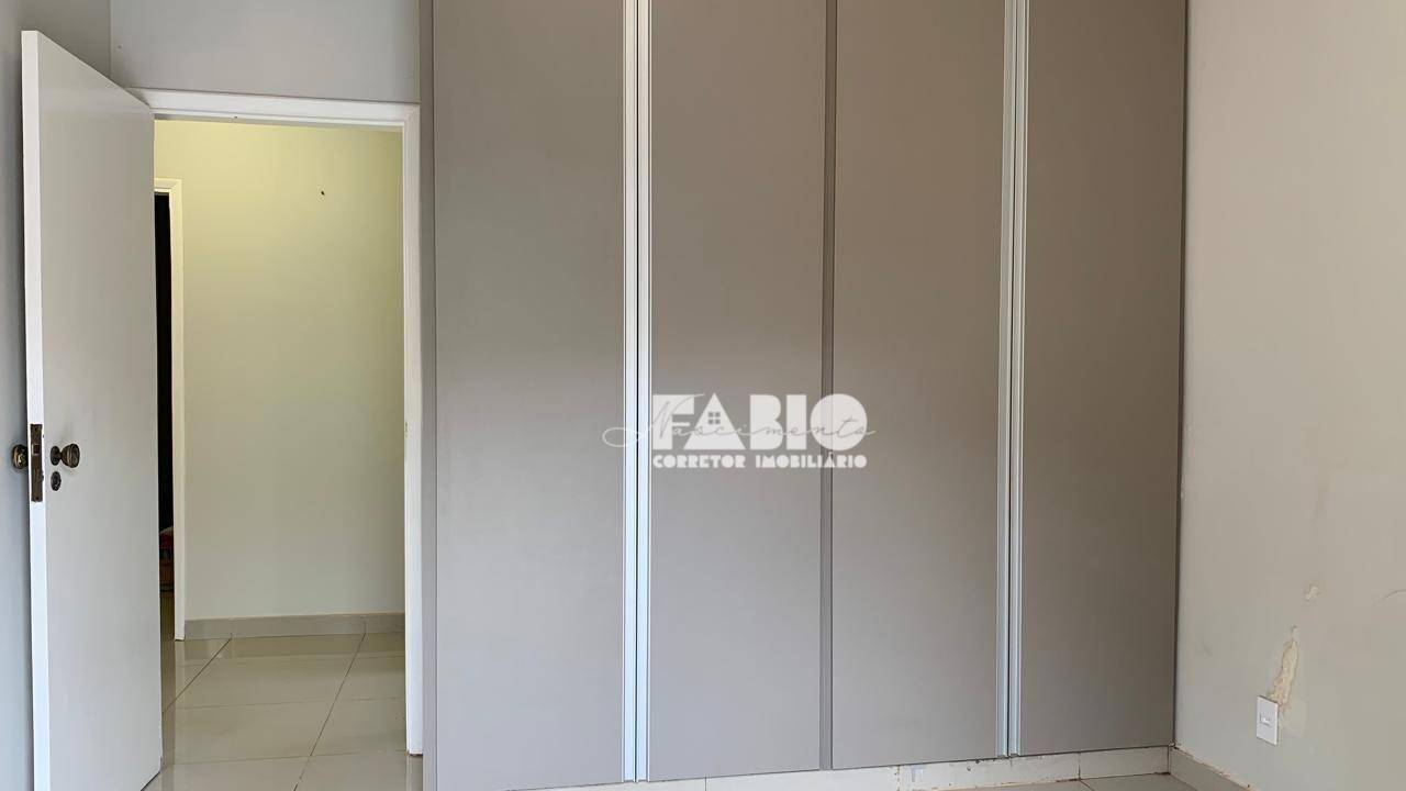 Casa à venda com 3 quartos, 250m² - Foto 30