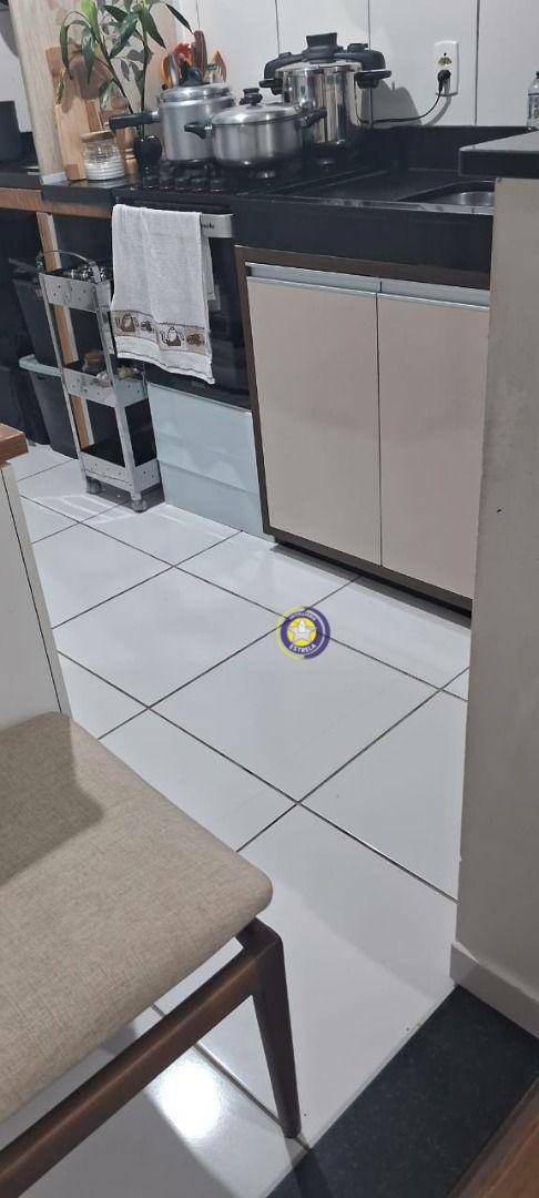 Apartamento à venda com 2 quartos, 48m² - Foto 5
