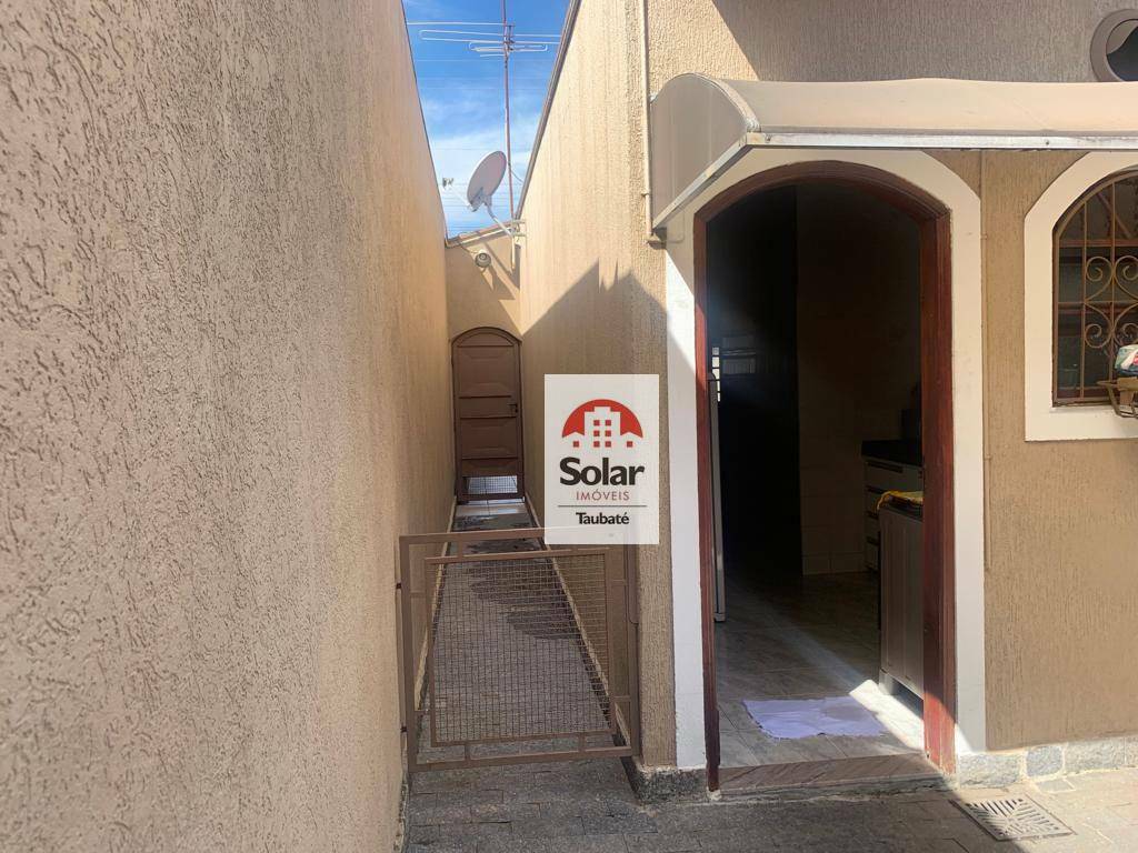 Casa à venda com 3 quartos, 160m² - Foto 14