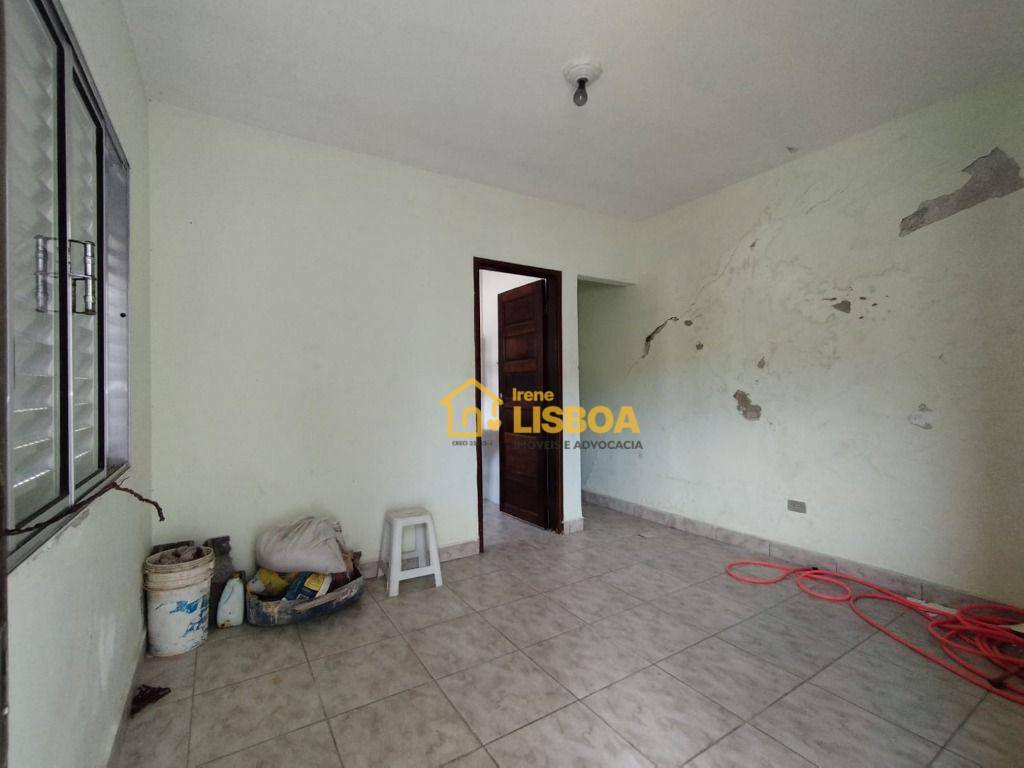 Casa à venda com 3 quartos, 270m² - Foto 35