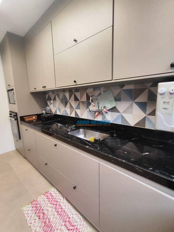 Casa à venda com 7 quartos, 281m² - Foto 27