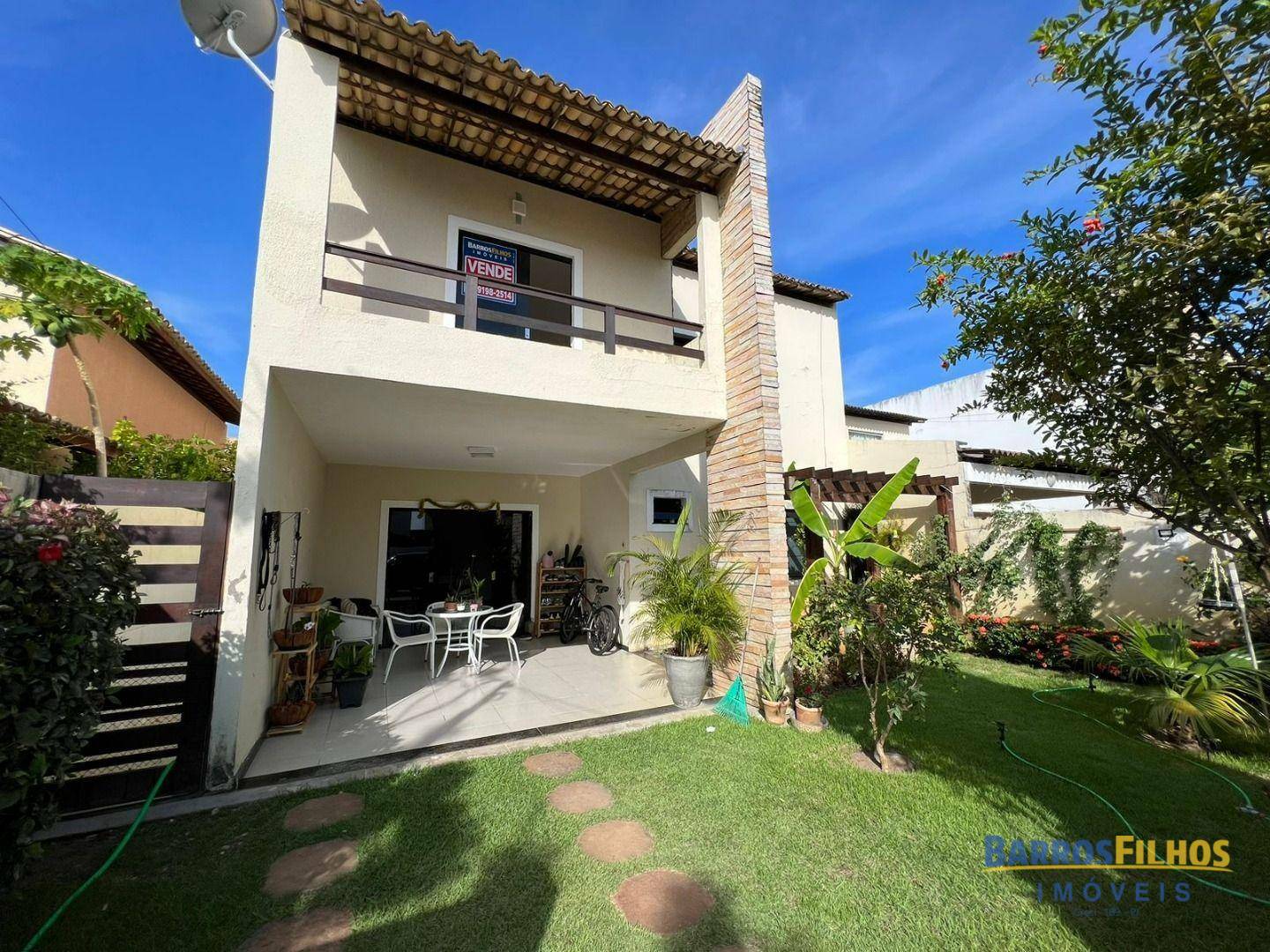 Casa de Condomínio à venda com 4 quartos, 171m² - Foto 1