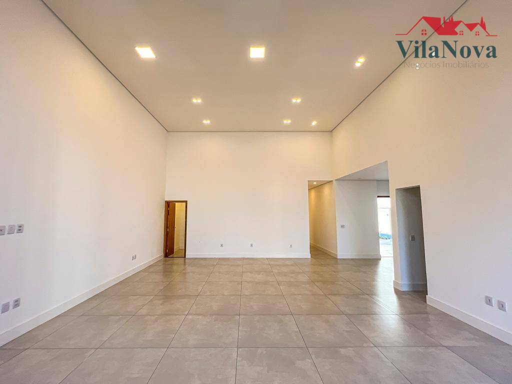 Casa de Condomínio à venda com 3 quartos, 222m² - Foto 4