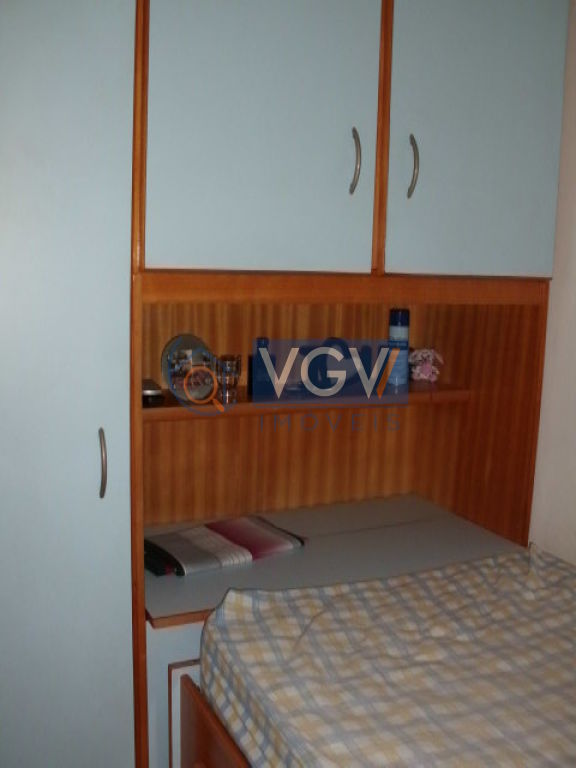 Apartamento à venda com 3 quartos, 80m² - Foto 15