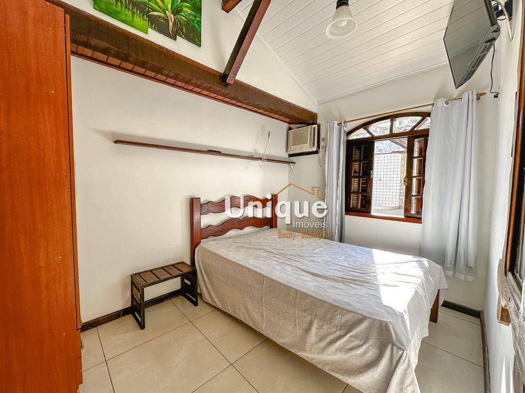 Casa à venda com 4 quartos, 360m² - Foto 24