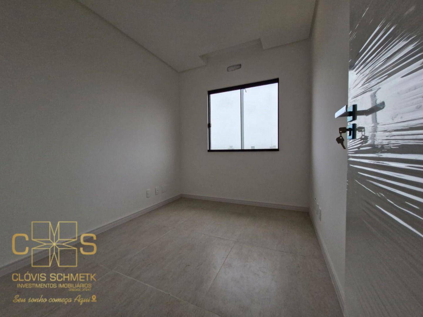 Apartamento à venda com 3 quartos, 76m² - Foto 8