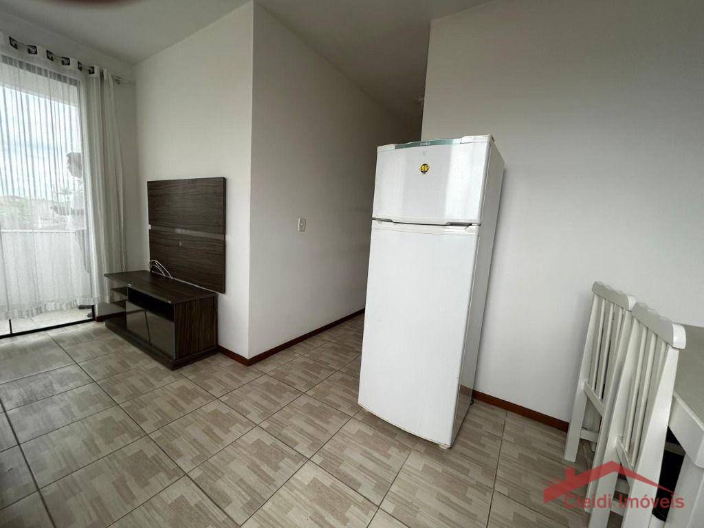 Apartamento para alugar com 1 quarto, 40m² - Foto 6