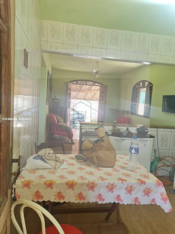 Casa à venda com 3 quartos, 250m² - Foto 4