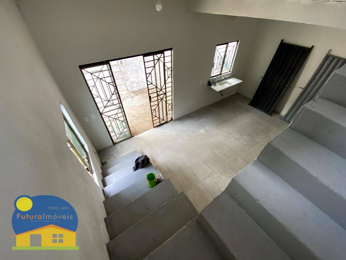 Casa à venda e aluguel com 3 quartos, 60m² - Foto 17