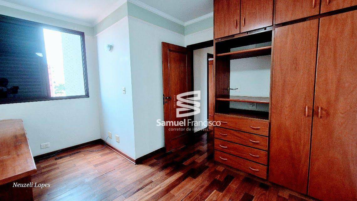 Apartamento à venda com 4 quartos, 189m² - Foto 13