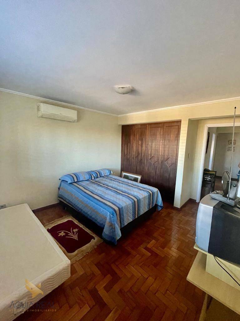 Sobrado à venda com 4 quartos, 259m² - Foto 12