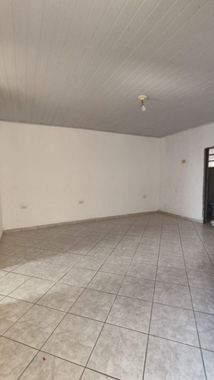 Casa para alugar com 1 quarto, 50m² - Foto 5