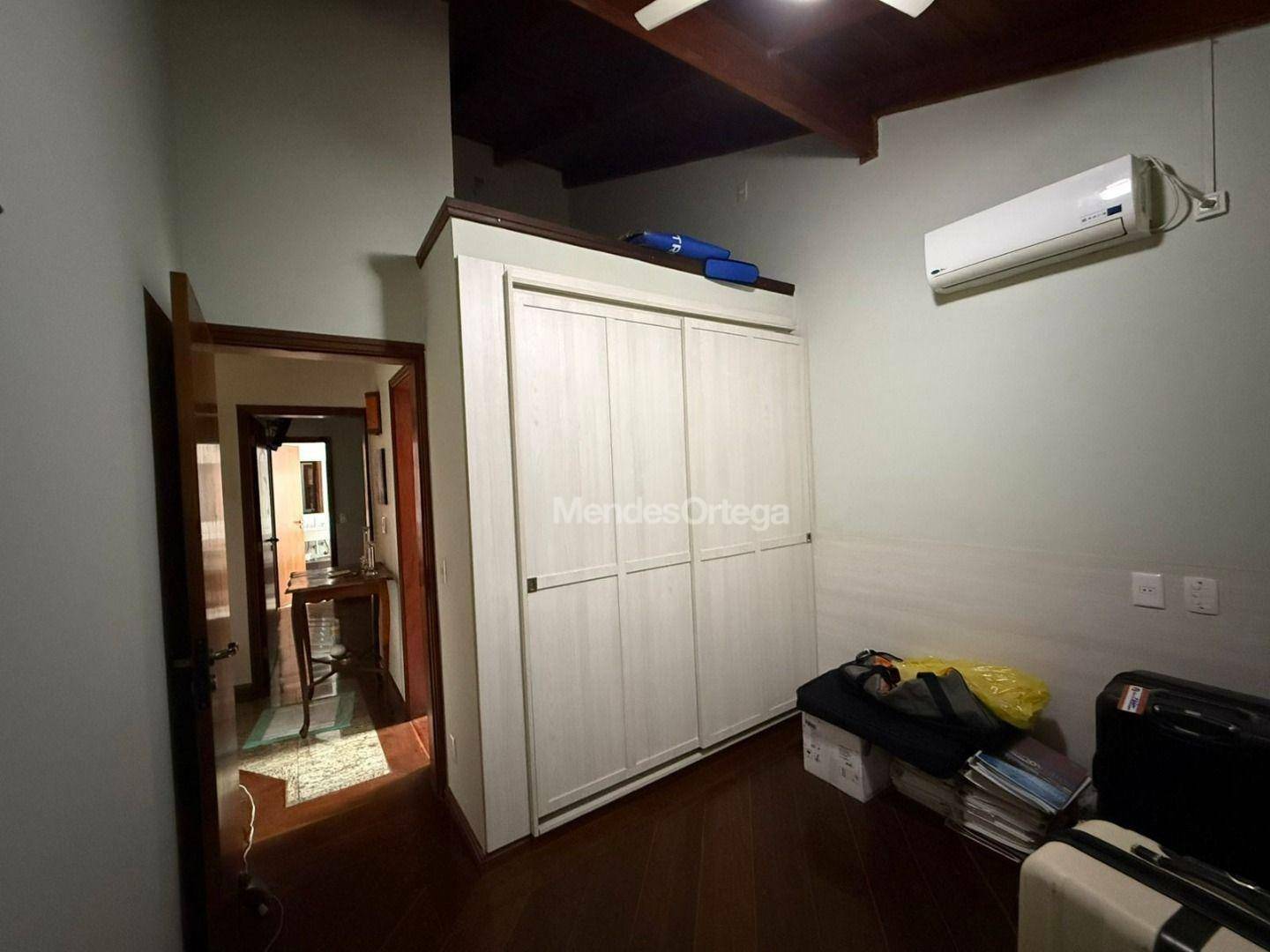 Casa de Condomínio à venda com 3 quartos, 300m² - Foto 21