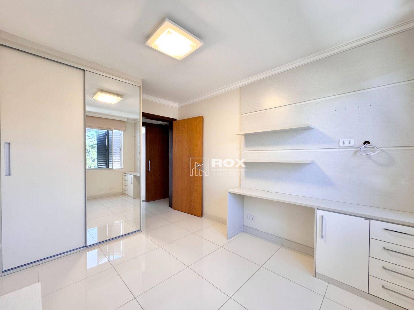 Apartamento à venda com 3 quartos, 147m² - Foto 33